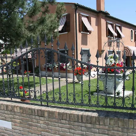 Apartment Garden House Murano